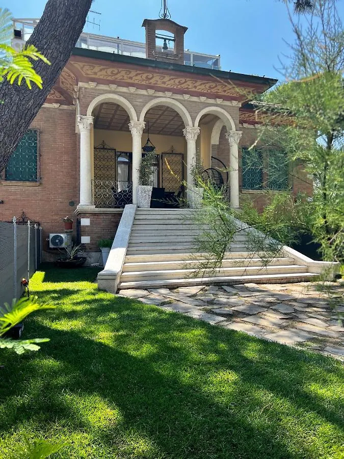 Villa La Campanella Porzione Centrale Milano Marittima